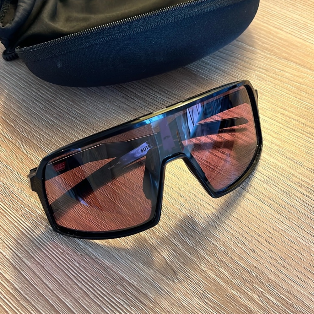 Oakley Sutro sunglasses in black